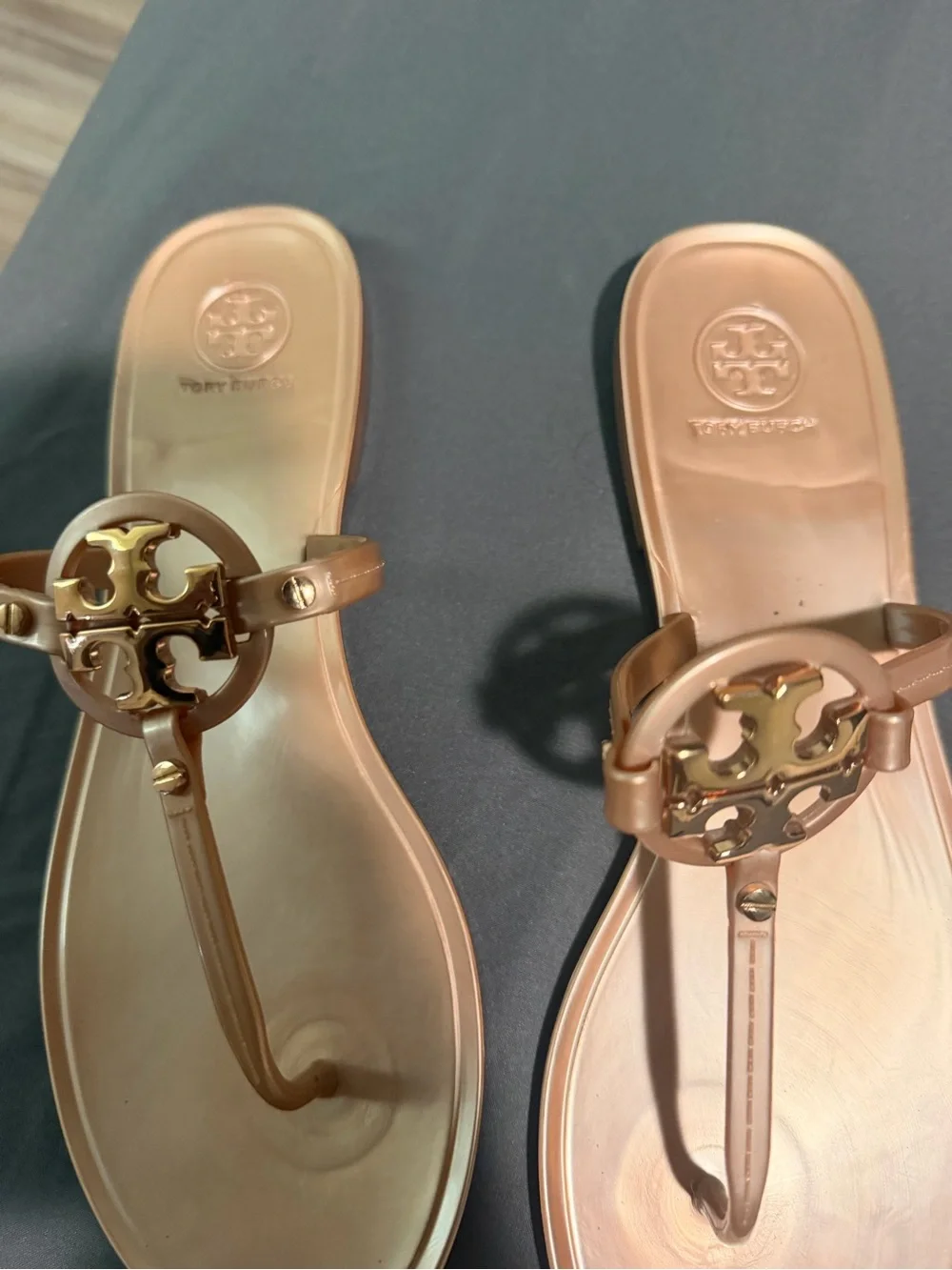 Tory Burch Mini Miller Jelly Thong Sandal in Blush Pink with Gold Logo